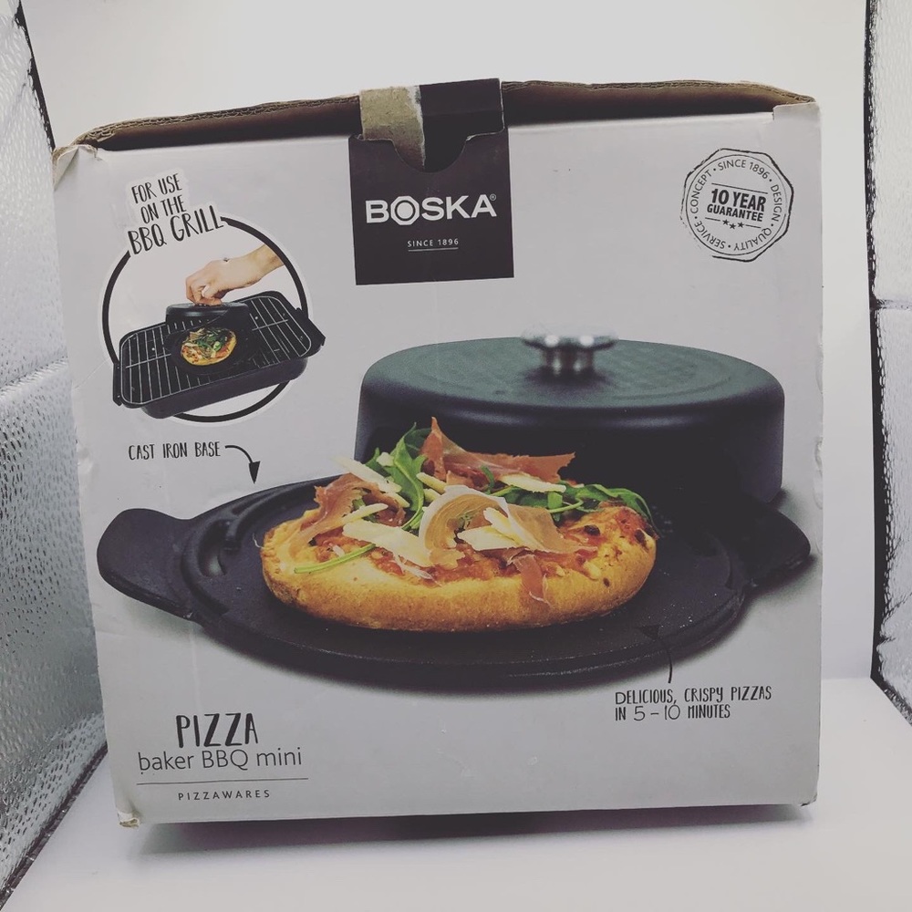Boska Cast Iron Personal Pizza Baker BBQ Mini for grill